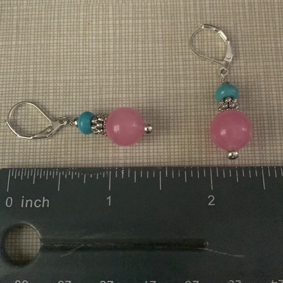New pretty 8/9 mm pink Jade and 1mm turquoise beads lever back earrings - Picture 10 of 11